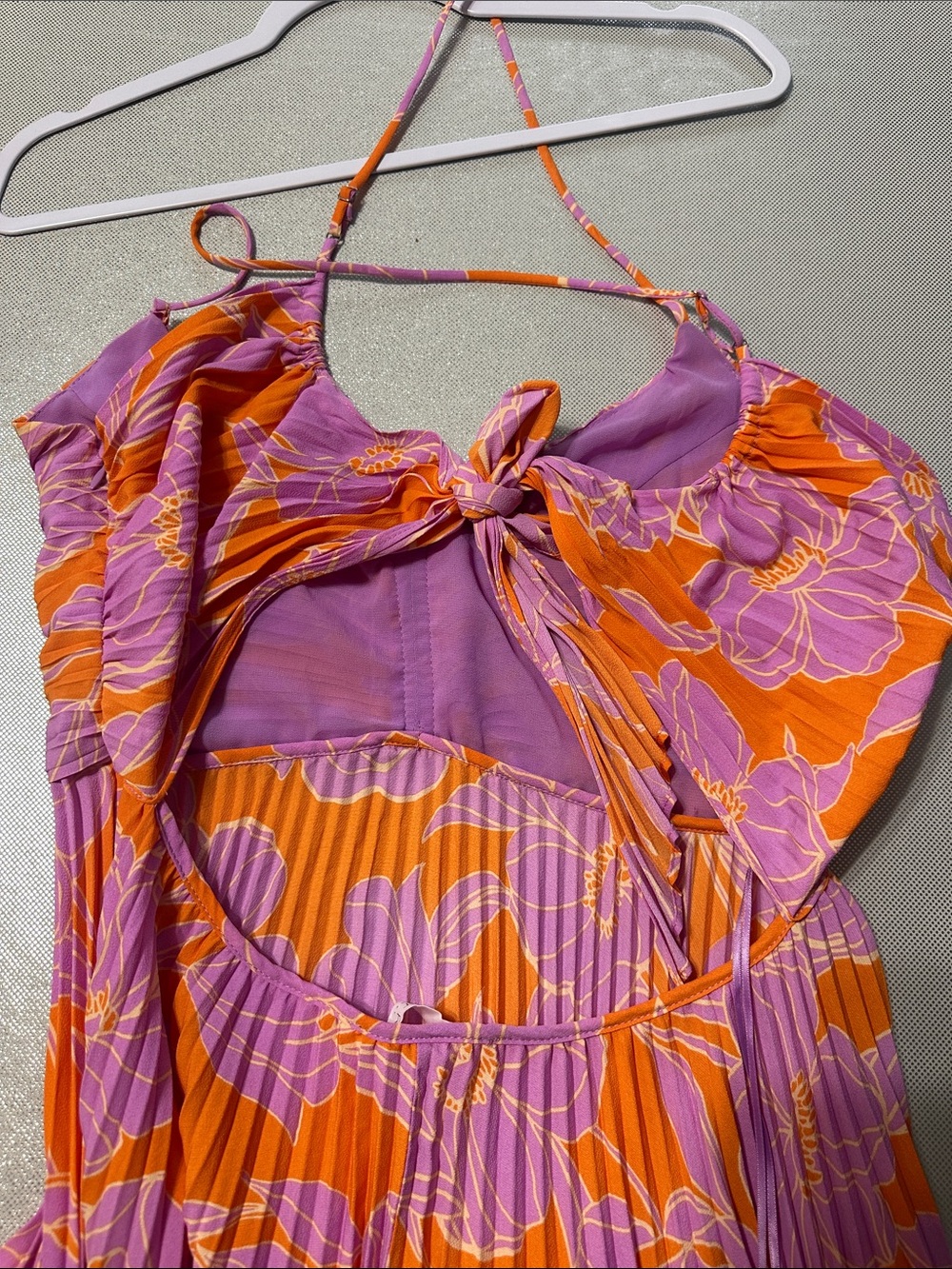 ASTR Blythe Pleated Dress Floral Maxi Dress in Purple and Orange - Picture 5 of 10